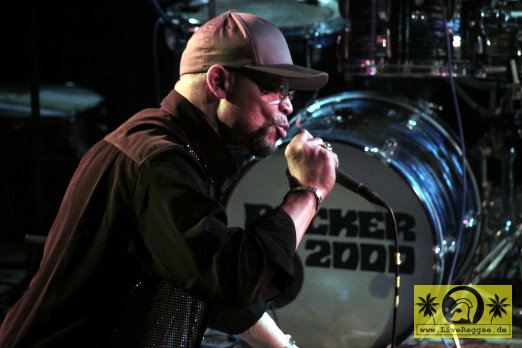 Dave Barker (Jam) with The Caroloregians - Easter Ska Jam - UT. Connewitz, Leipzig 07. April 2012 (33).JPG